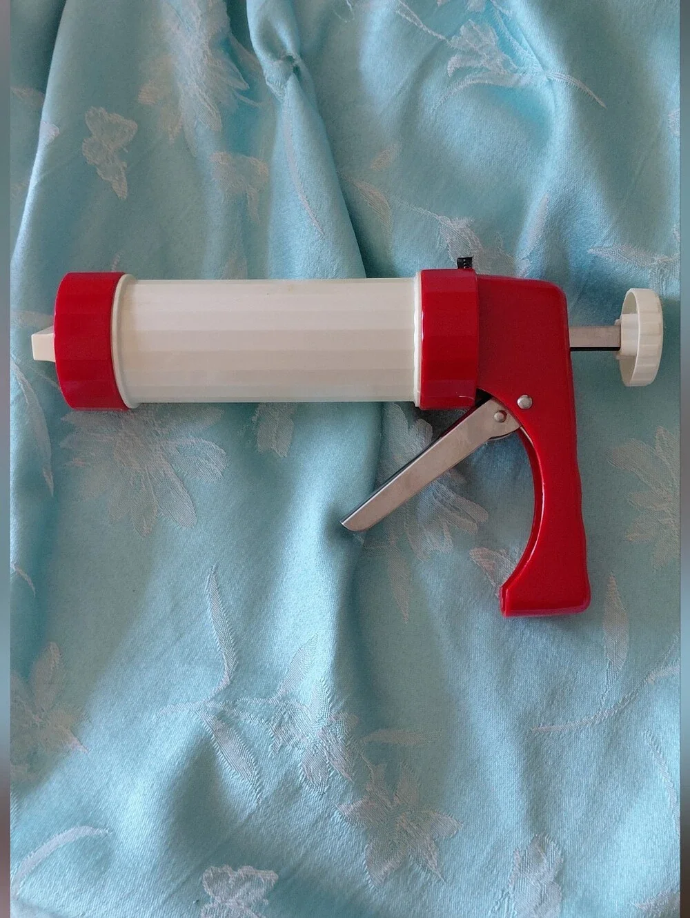 Vintage Red and White Jerky/Decorating Gun